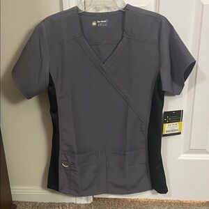 WonderWink Gray/Black Women's Short Sleeve Scrub Top *NWT